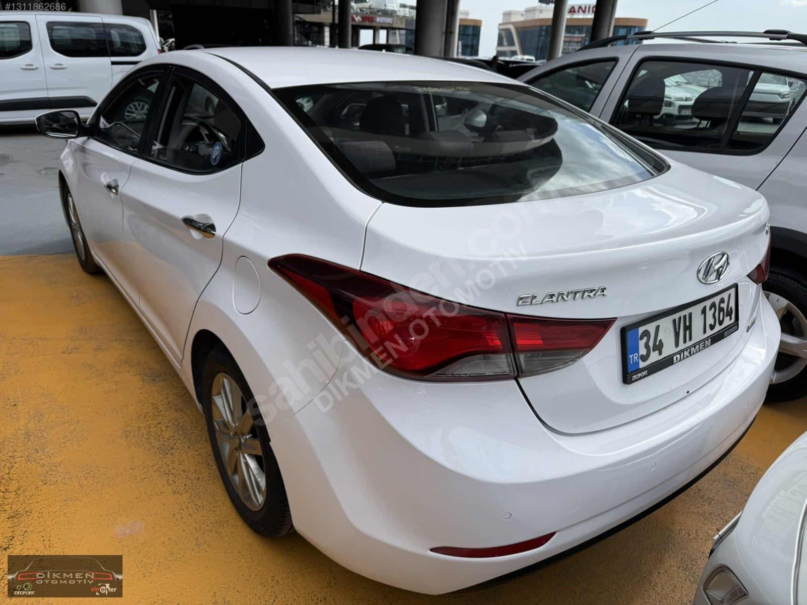 Hyundai Elantra - 6