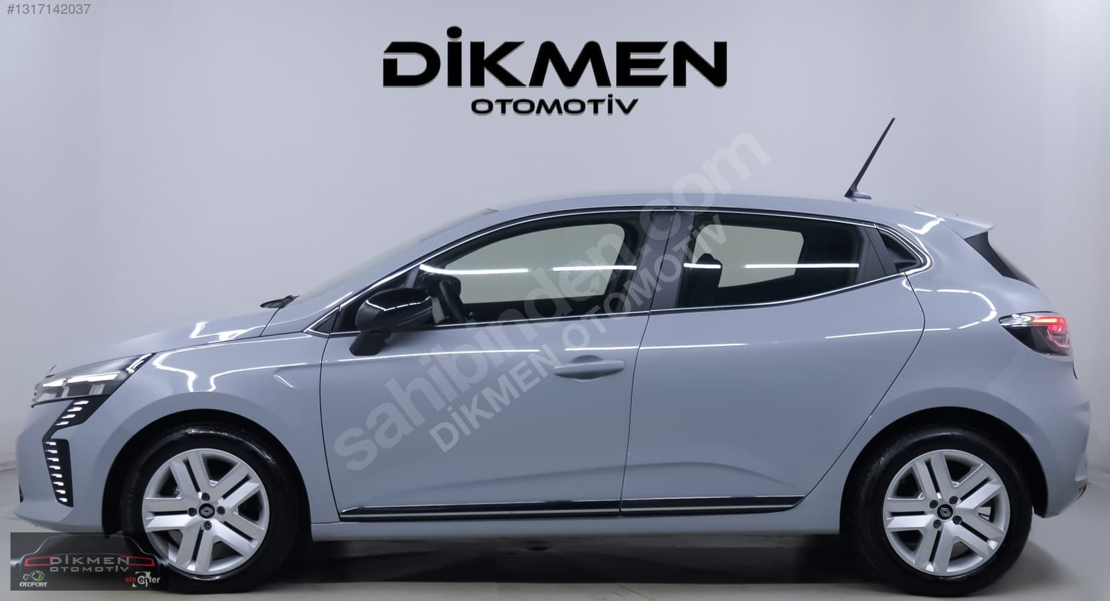 Renault Clio - 8