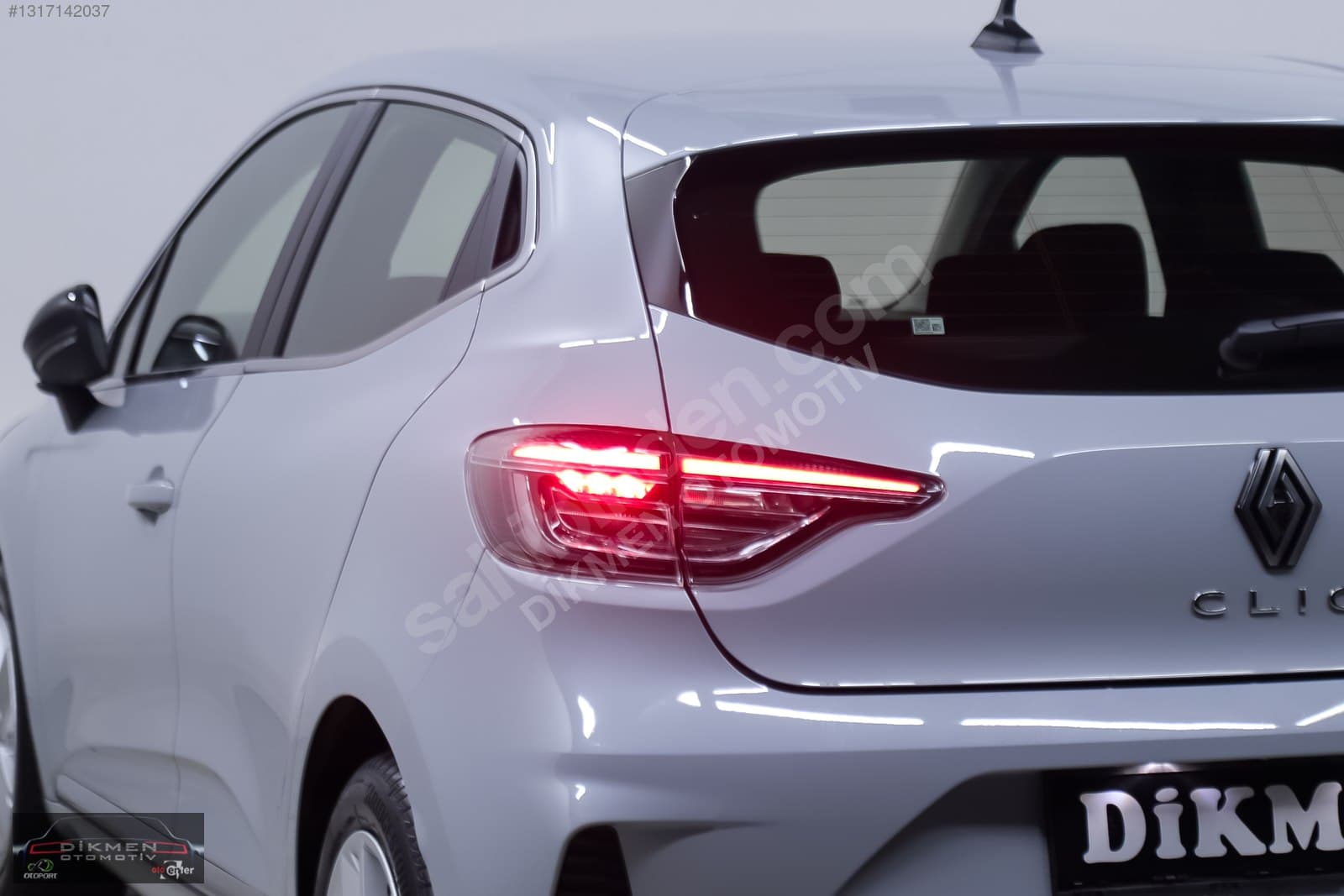 Renault Clio - 10