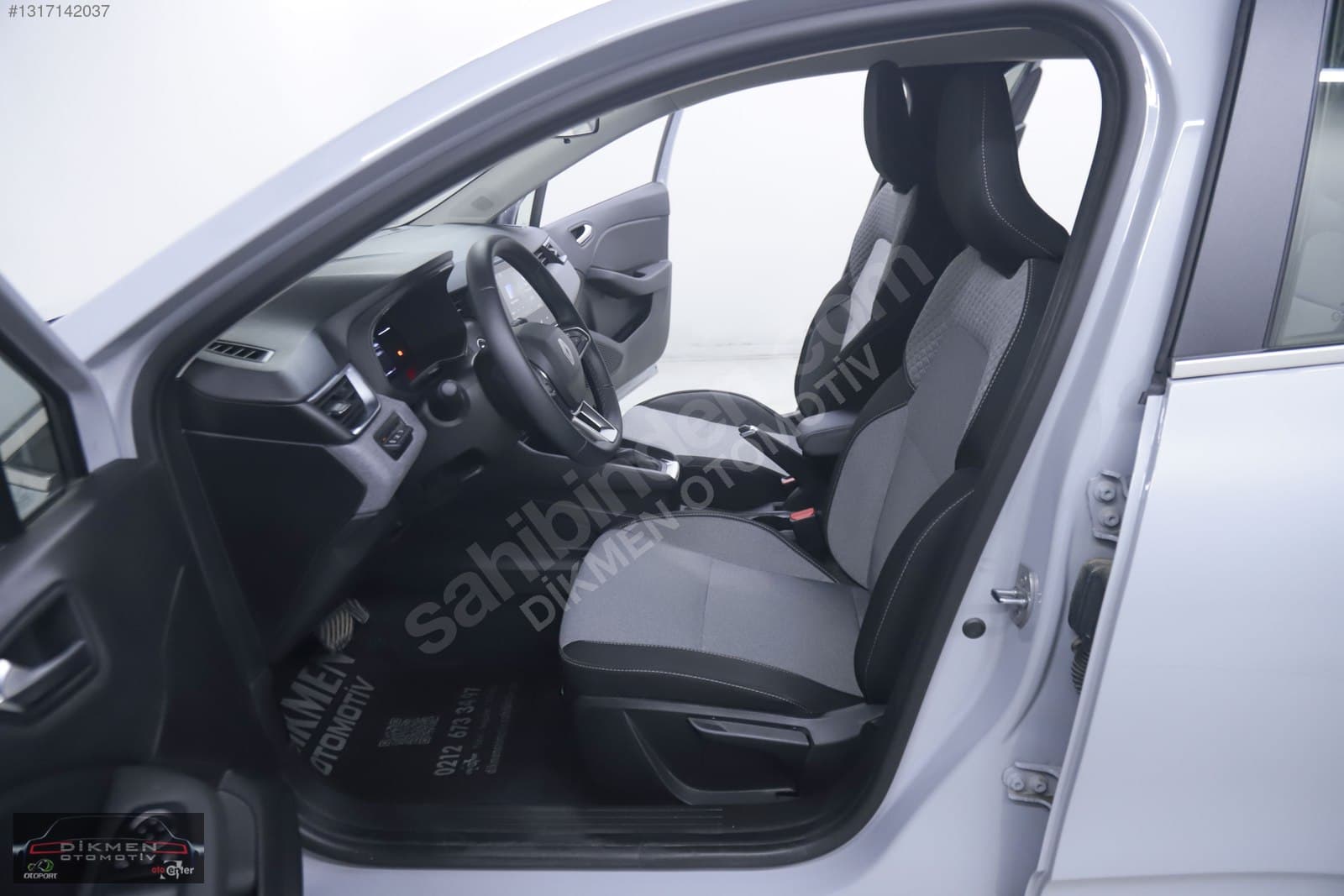 Renault Clio - 12