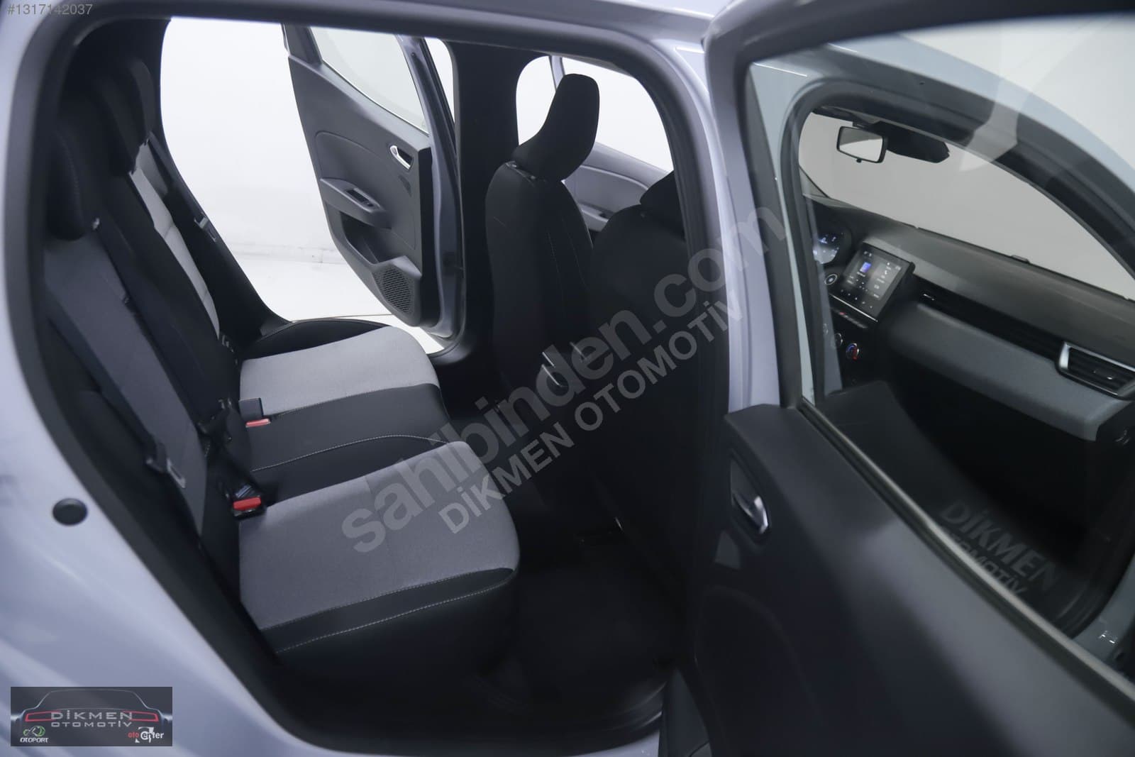 Renault Clio - 16