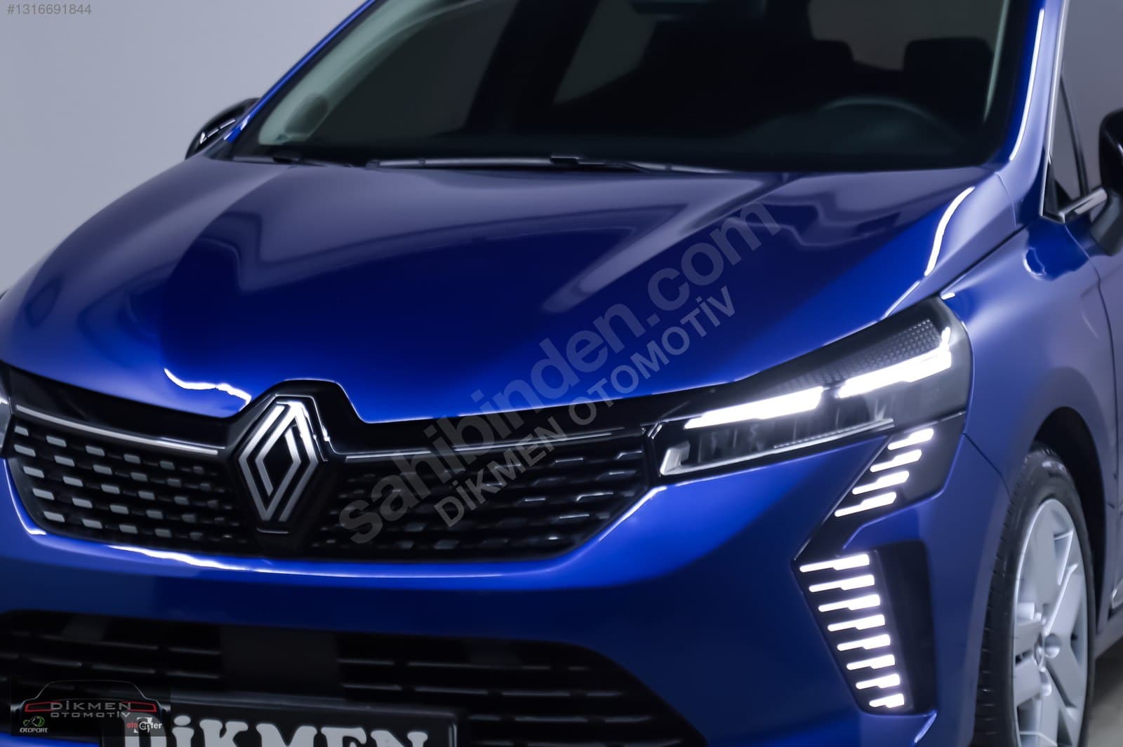 Renault Clio - 9
