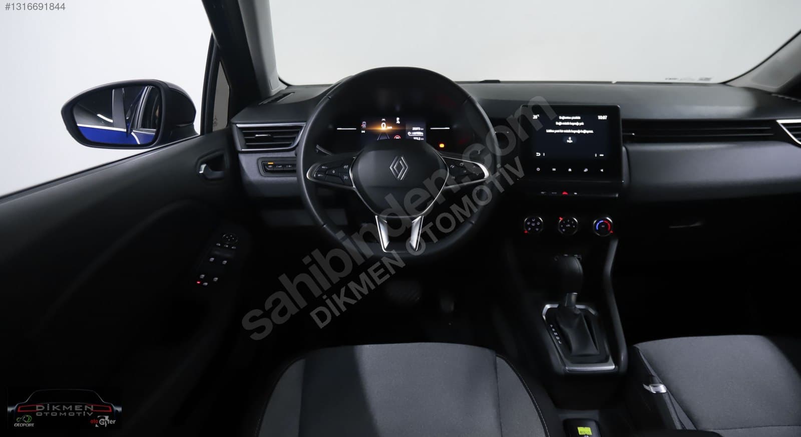 Renault Clio - 11