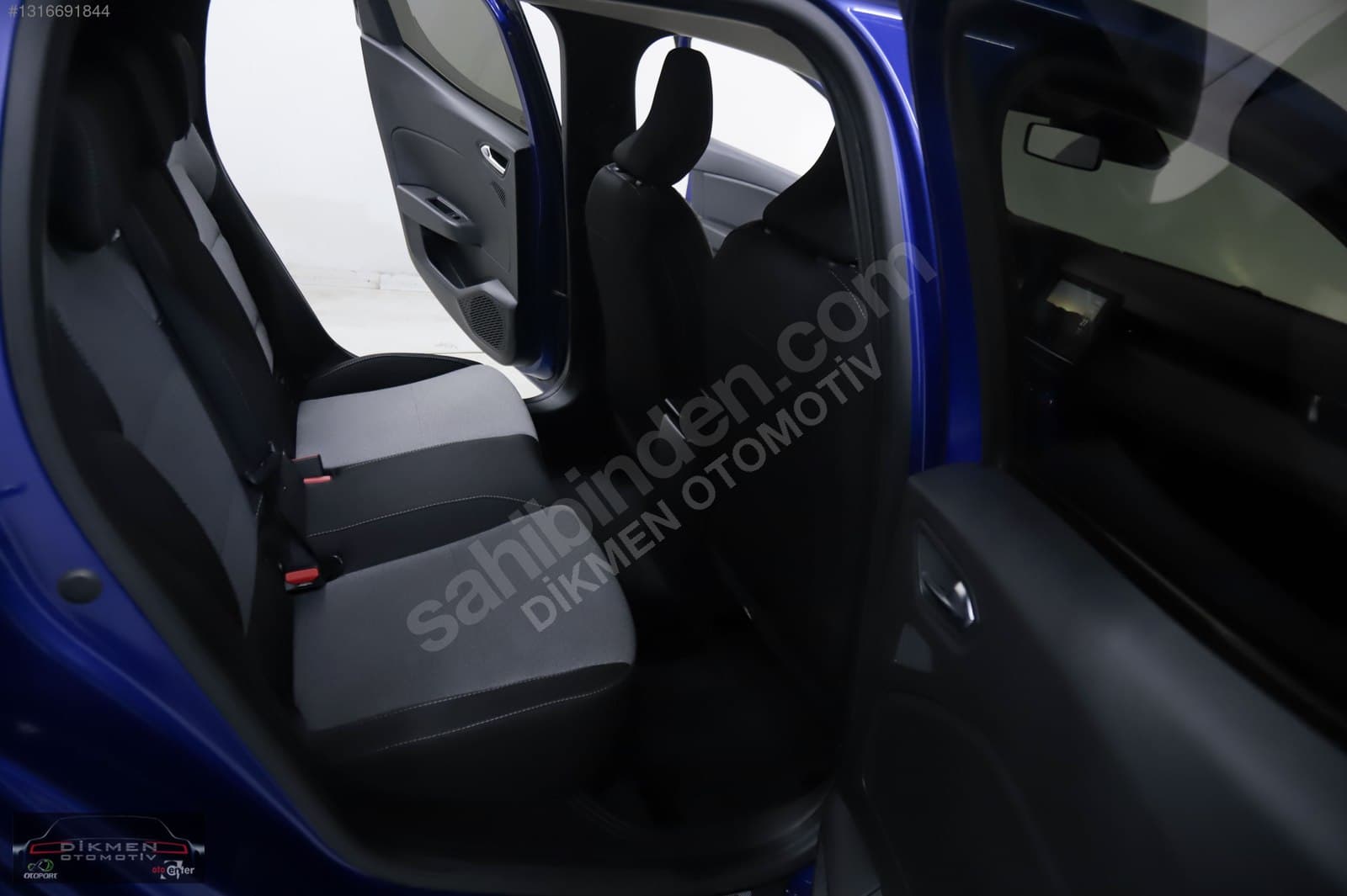 Renault Clio - 27