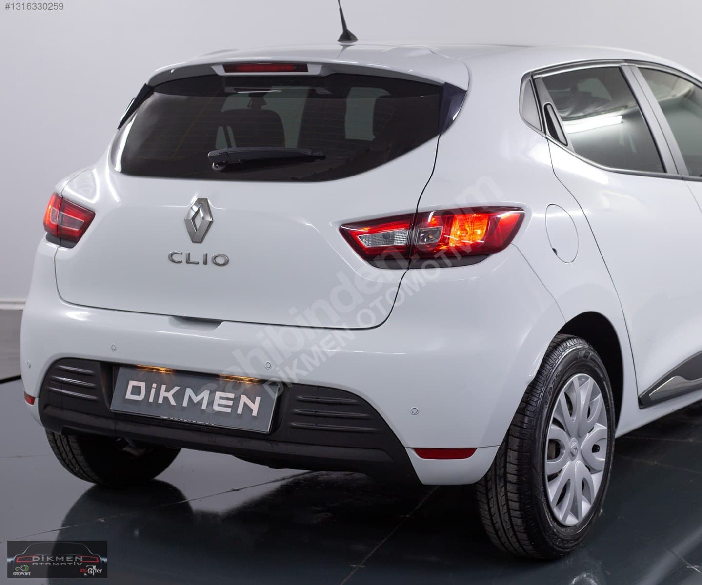 Renault Clio - 10