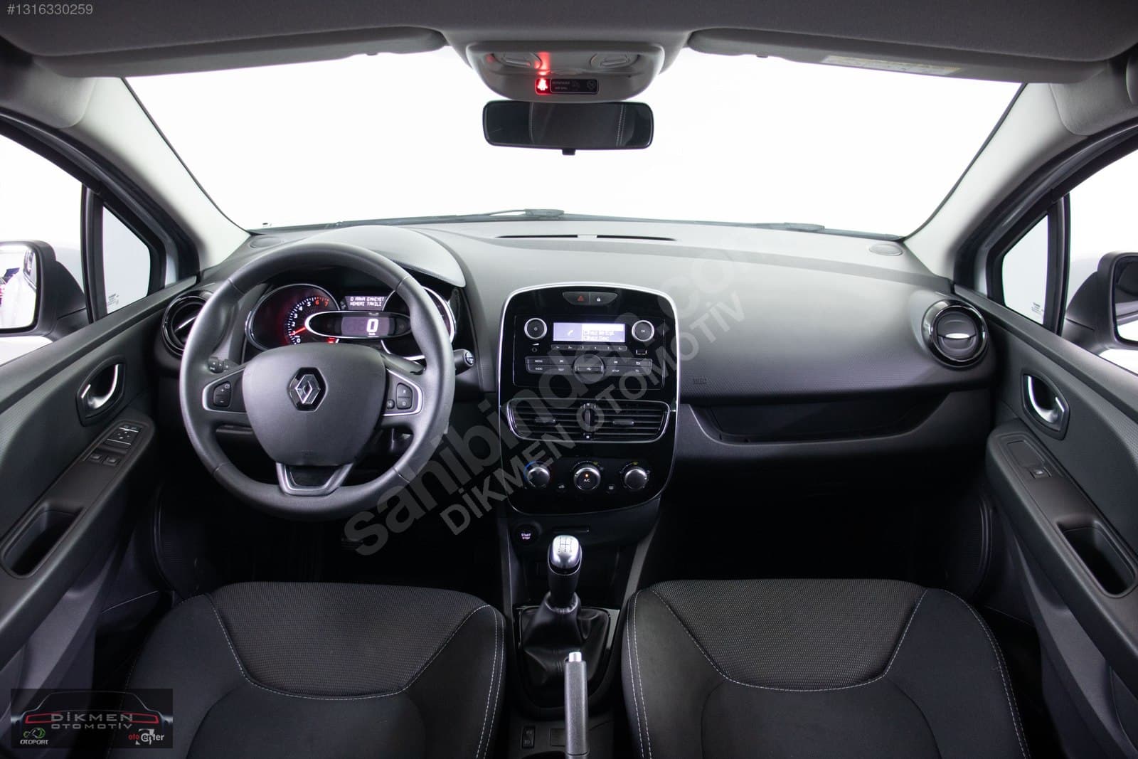 Renault Clio - 14
