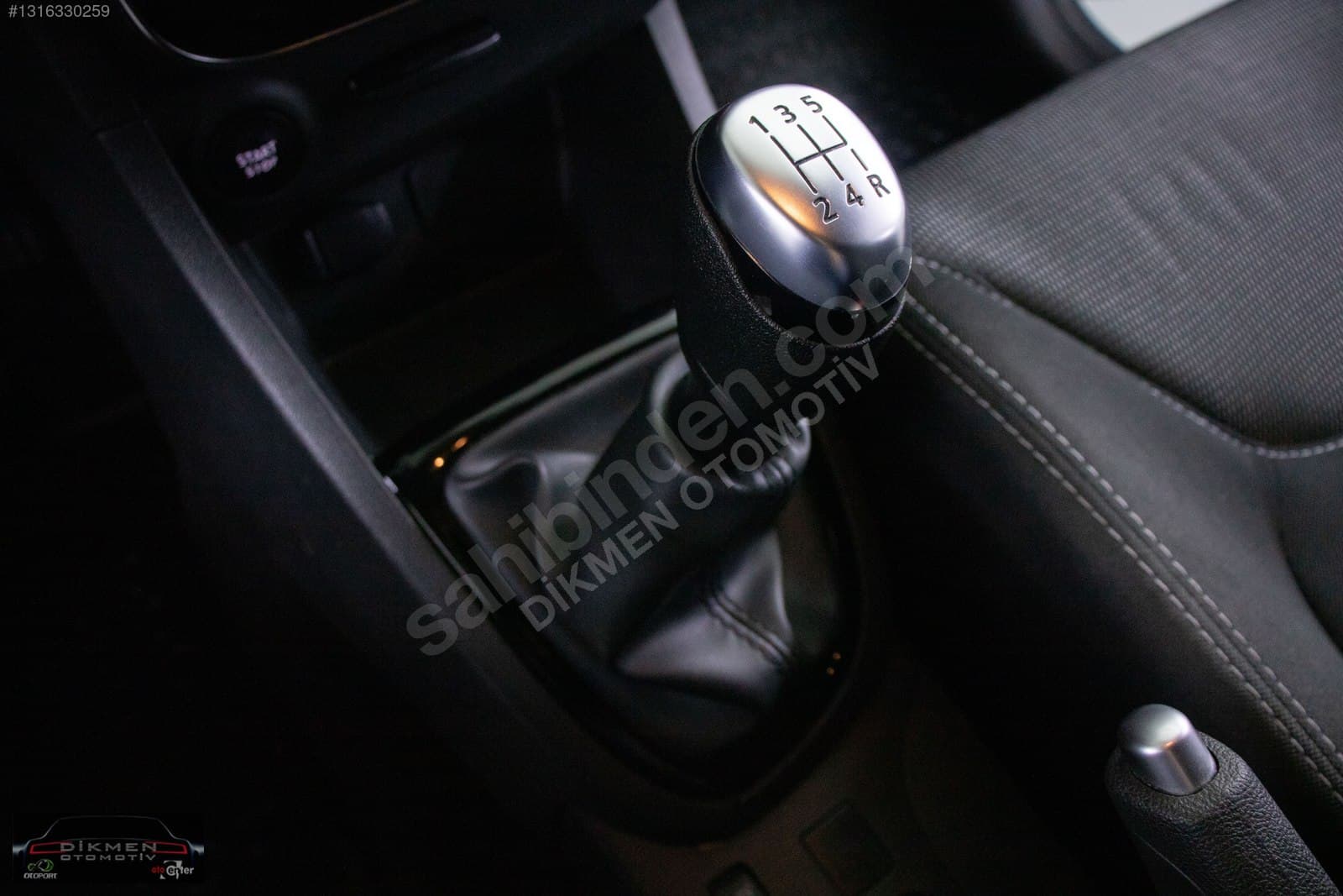 Renault Clio - 32