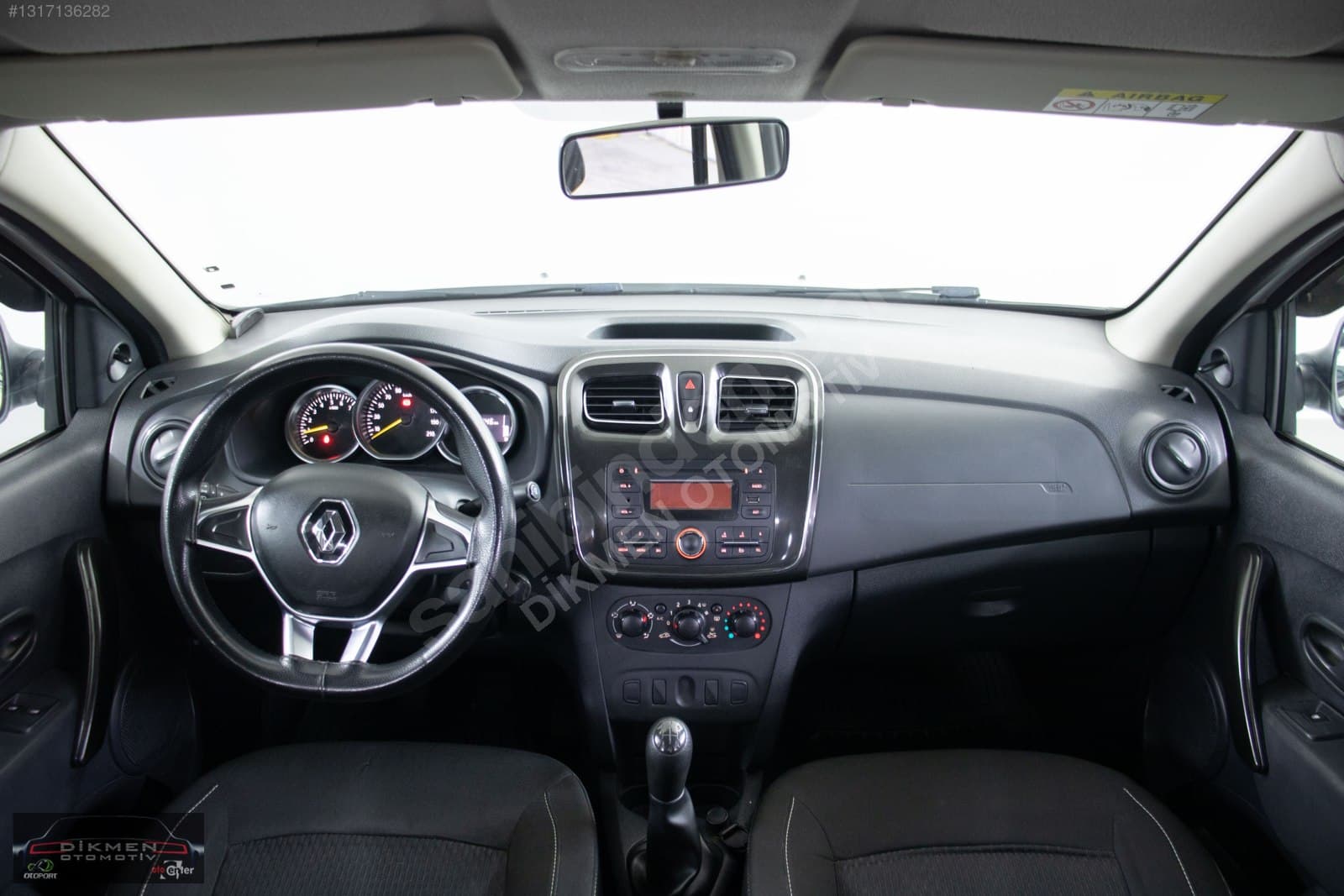Renault Symbol - 11
